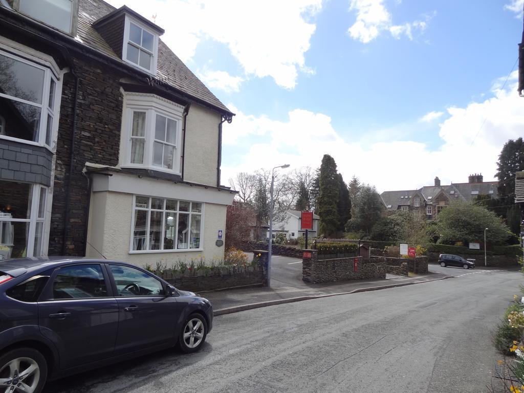 Mylne Bridge House Bed & Breakfast วินเดอร์เมียร์ ภายนอก รูปภาพ